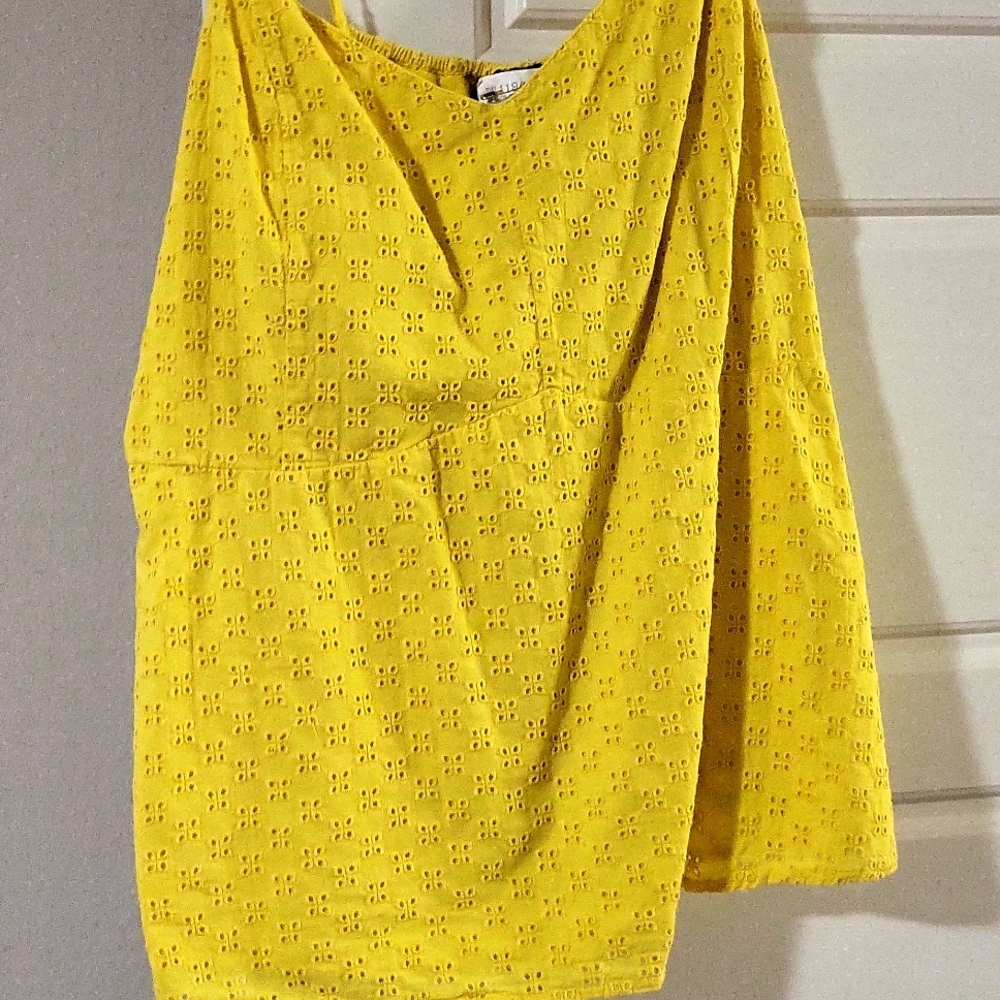 Sleeveless top